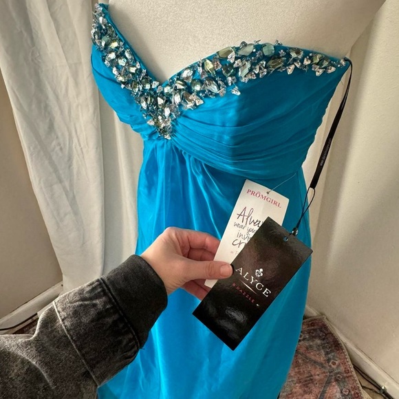 NWT Alyce B’Dazzle Aqua Strapless Prom Dress - Size 2 - Picture 4 of 8